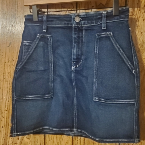 NWOT 7 FOR ALL MANKIND Dark Wash Front Pocket Denim Mini Skirt - Size 25 - Picture 2 of 7